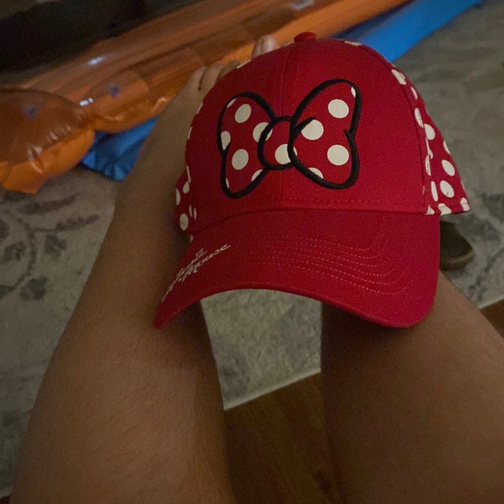 Disney Minnie mouse hat